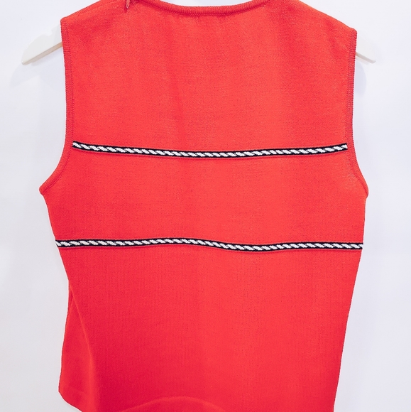 St. John Top - Picture 5 of 7